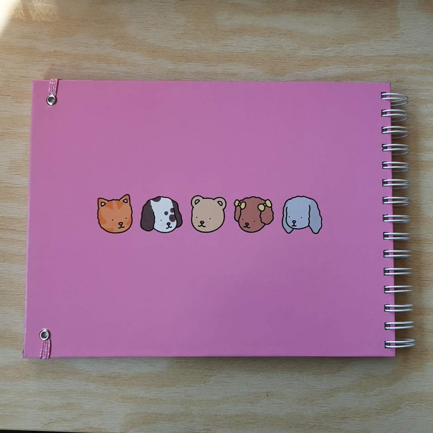 LIBRO COLOREAR BOBBIE GOODS