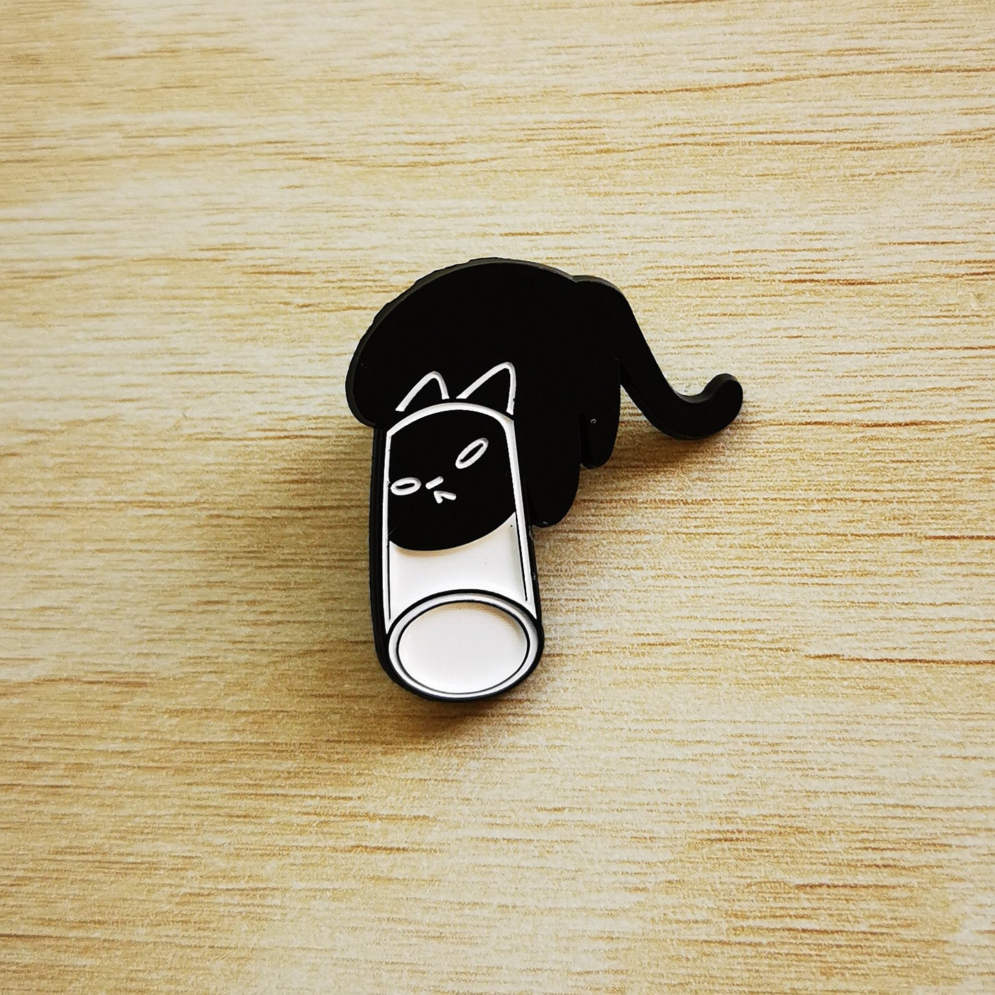 PIN GATOS NEGROS