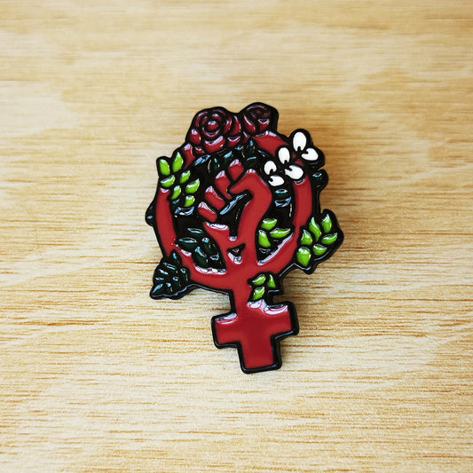 PIN FUERZA FEMENINA