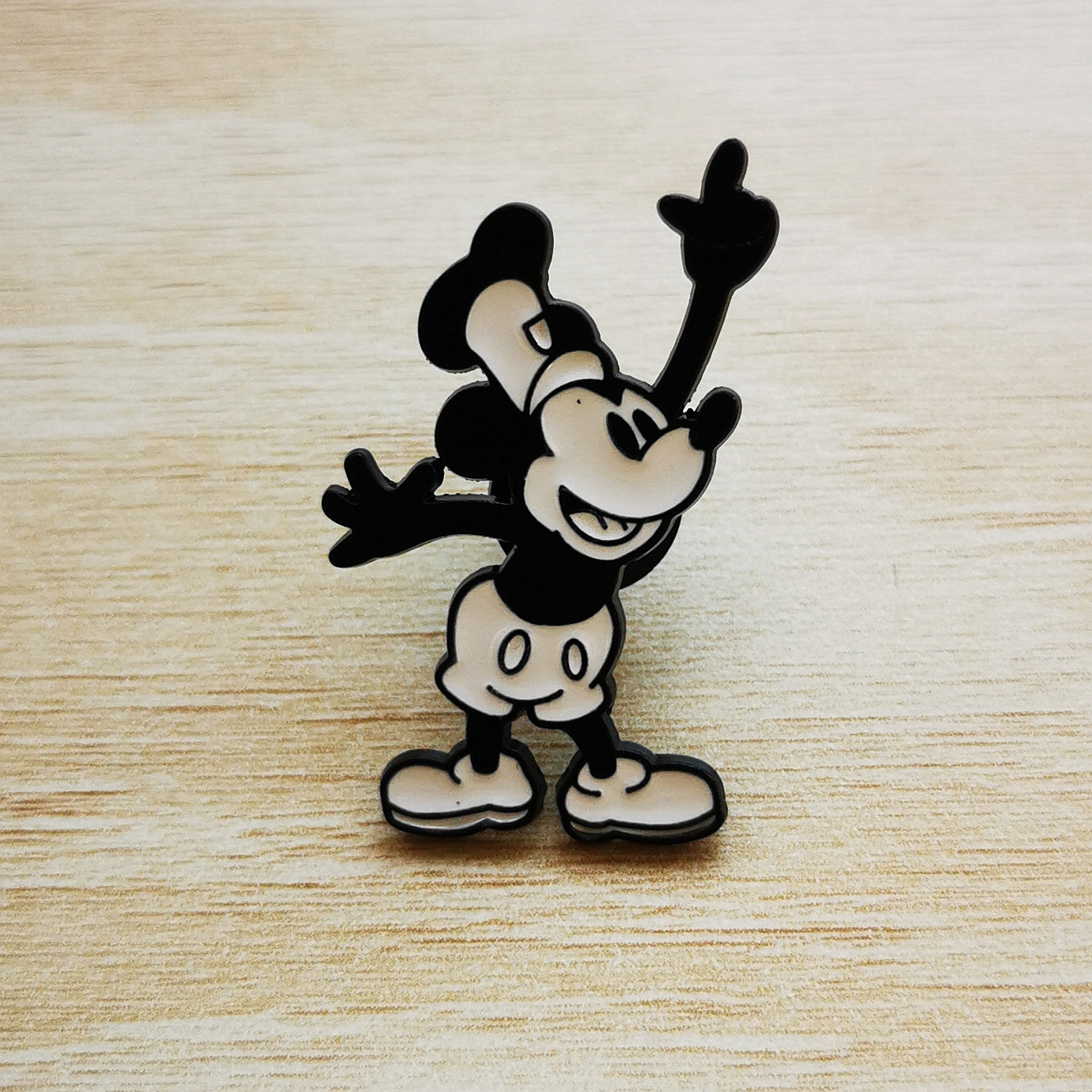PIN MICKEY ANTIGUO